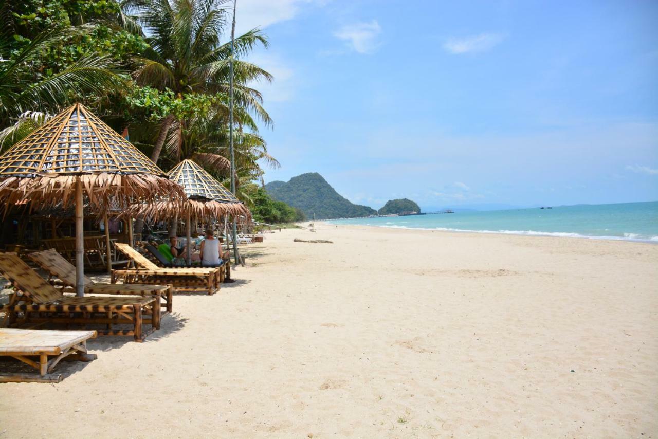 Margarita Beach Khanom Kültér fotó